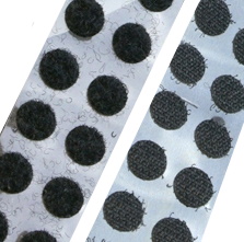 Self-adhesive velcros with a round shape