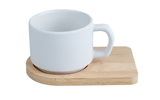 Filiżanki ceramiczne z bambusową podkładką