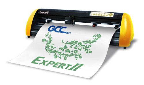 Ploter tnący GCC Expert II 24LX