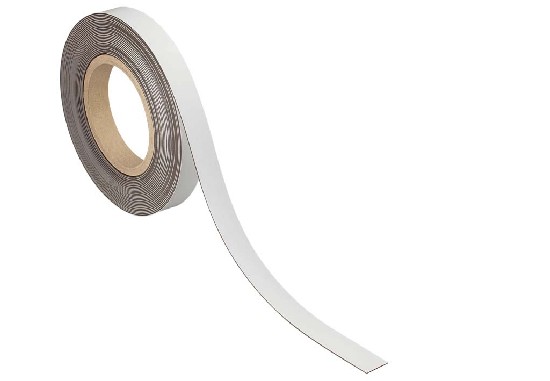 Magnetic labelling tape