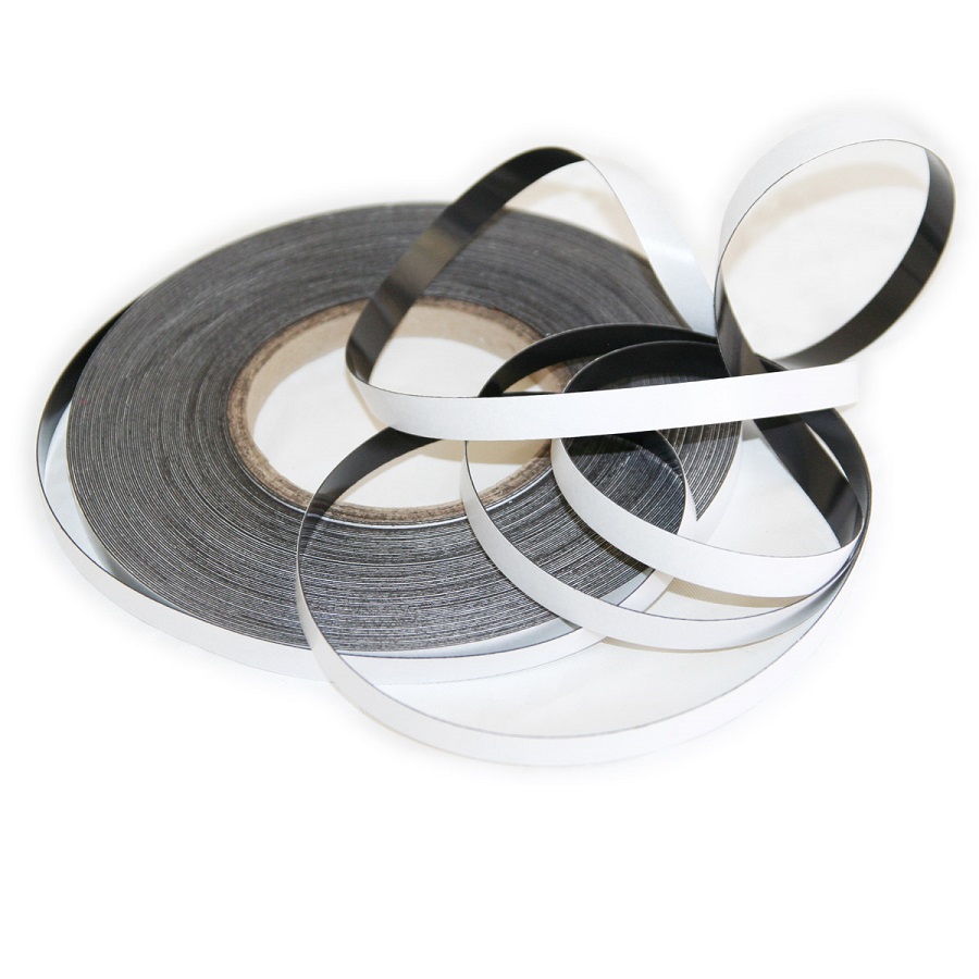 Self-adhesive magnetic tape with Standard glue