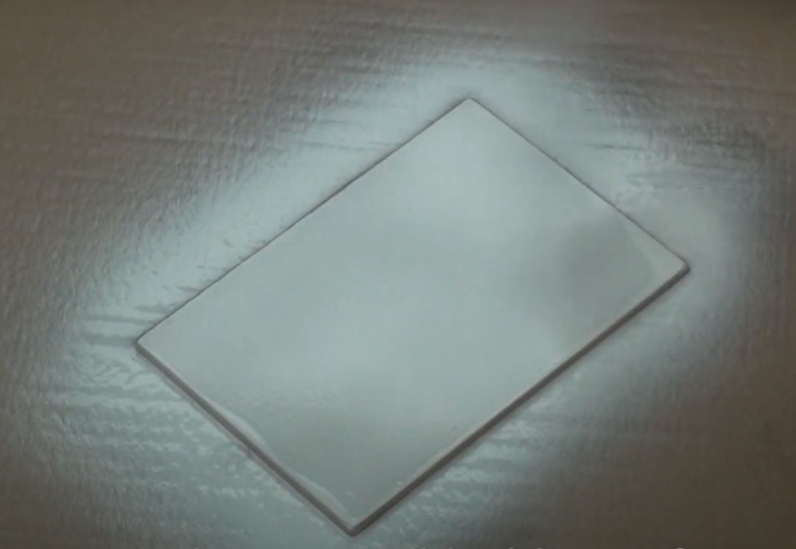 Subli Glaze Opaque White Base - biały, nieprzezroczysty podkład do powłoki sublimacyjnej w sprayu