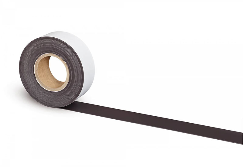 Self-adhesive magnetic tape 