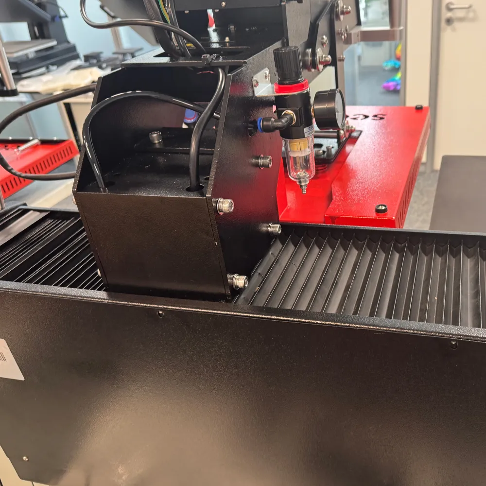 TPD7 SMART x Laser Secabo - prasa transferowa do powierzchni płaskich dwupłytowa pneumatyczna