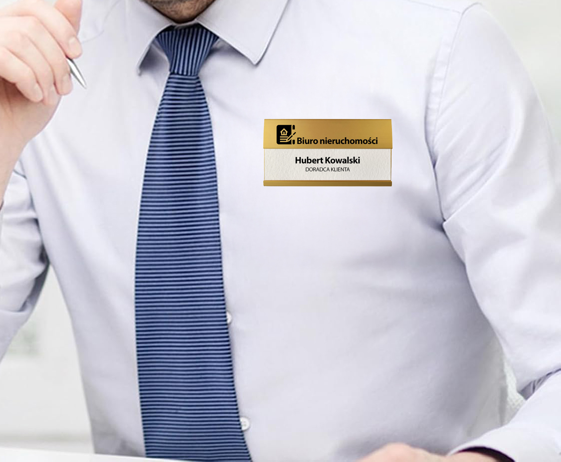 Identyfikator z okienkiem ;  zapięcie - agrafka 
