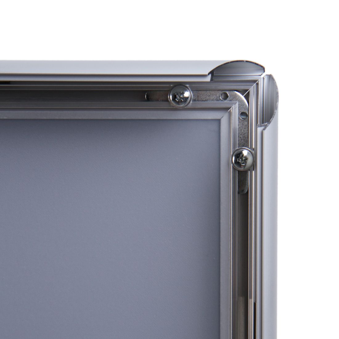 Snap frame with sharp corners